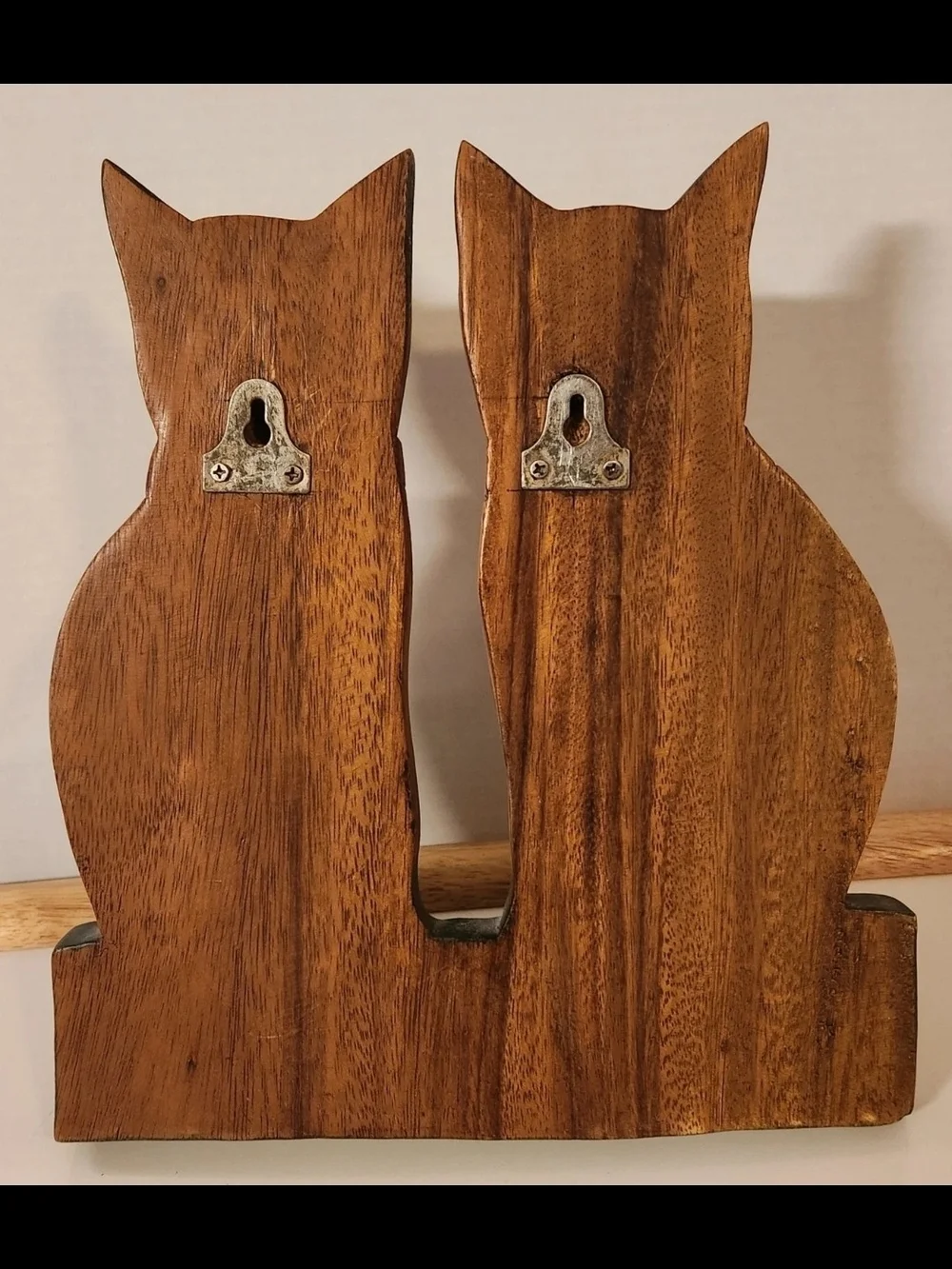 Vintage Hand-Carved Wooden Cat Wall Hook Rack – Whimsical Folk Art 3-Peg Hanger